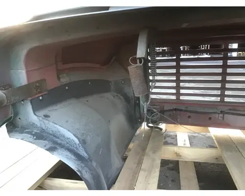 INTERNATIONAL 4700 Hood