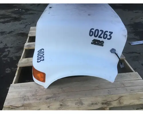 INTERNATIONAL 4700 Hood