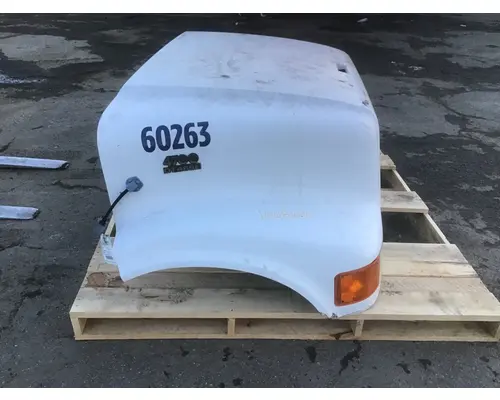 INTERNATIONAL 4700 Hood