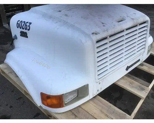 INTERNATIONAL 4700 Hood