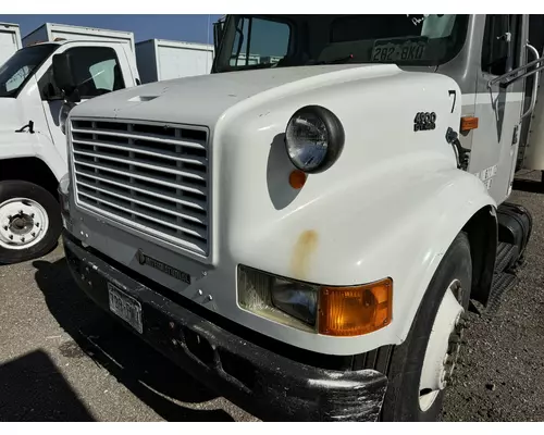 INTERNATIONAL 4700 Hood