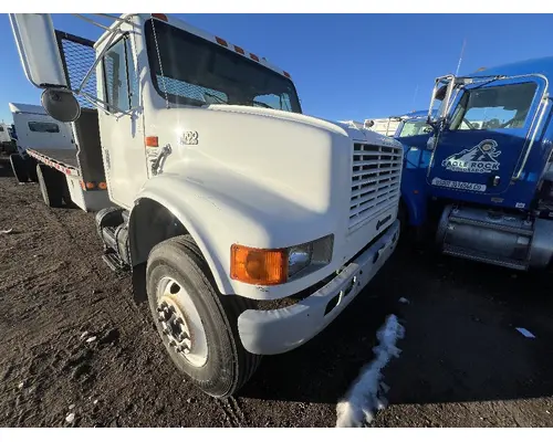 INTERNATIONAL 4700 Hood