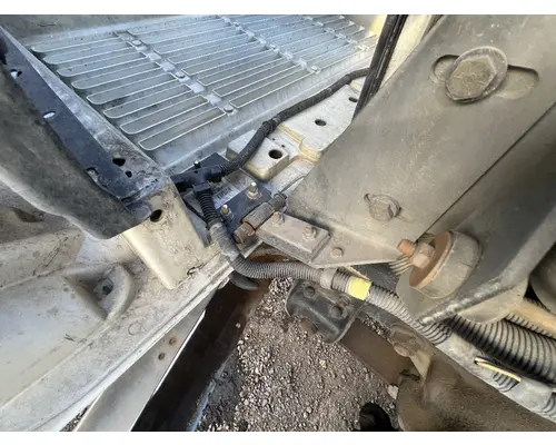 INTERNATIONAL 4700 Hood