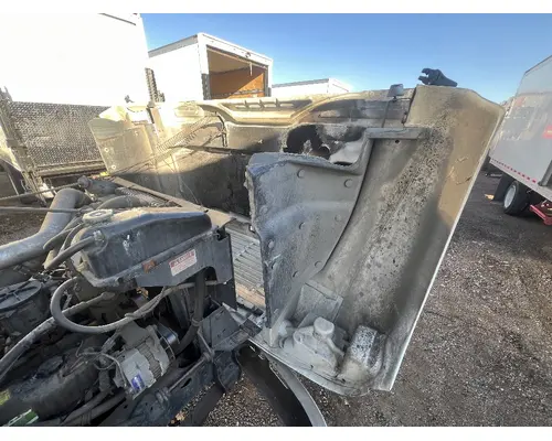 INTERNATIONAL 4700 Hood