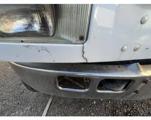 INTERNATIONAL 4700 Hood