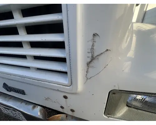 INTERNATIONAL 4700 Hood