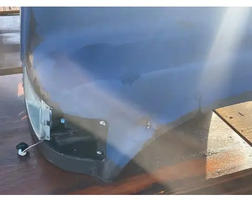 INTERNATIONAL 4700 Hood