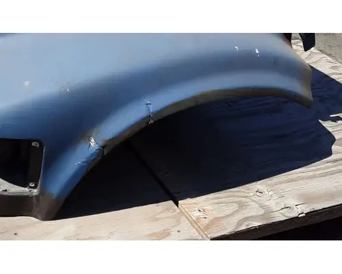 INTERNATIONAL 4700 Hood