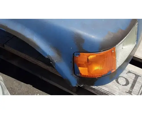 INTERNATIONAL 4700 Hood