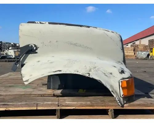 INTERNATIONAL 4700 Hood
