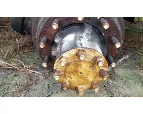 INTERNATIONAL 4700 Hub