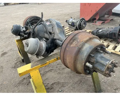 INTERNATIONAL 4700 Hub