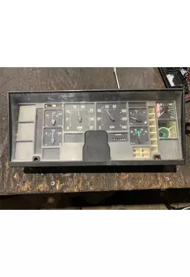 INTERNATIONAL 4700 Instrument Cluster