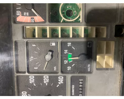 INTERNATIONAL 4700 Instrument Cluster