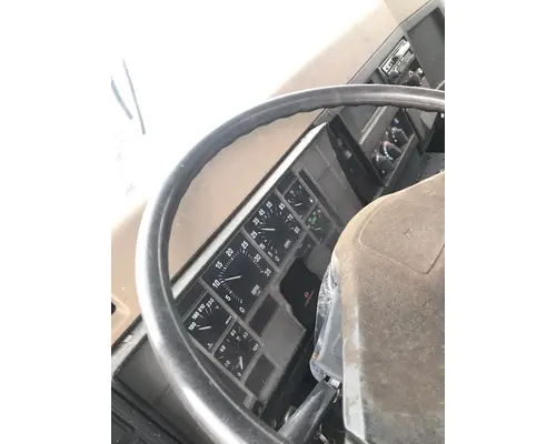INTERNATIONAL 4700 Instrument Cluster