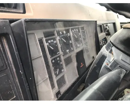 INTERNATIONAL 4700 Instrument Cluster