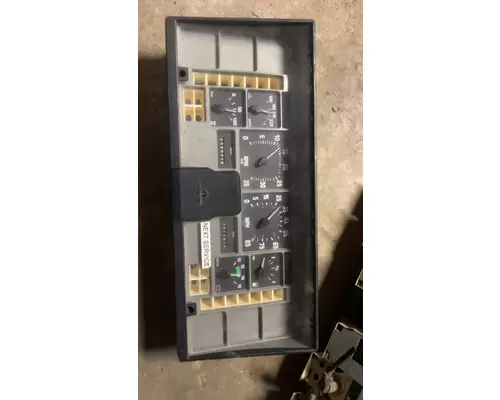 INTERNATIONAL 4700 Instrument Cluster