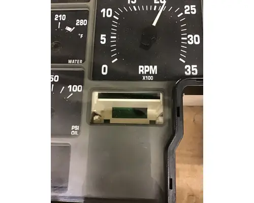 INTERNATIONAL 4700 Instrument Cluster