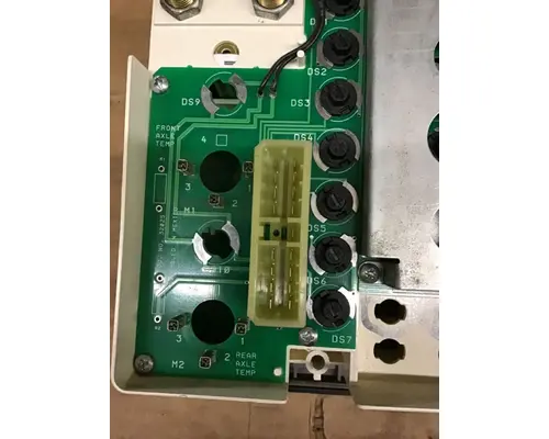 INTERNATIONAL 4700 Instrument Cluster