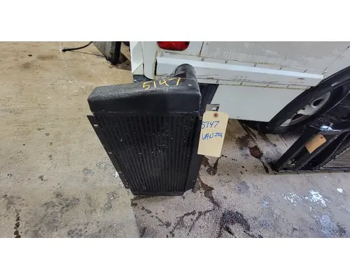 INTERNATIONAL 4700 Intercooler