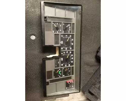 INTERNATIONAL 4700 Interior Parts, Misc.
