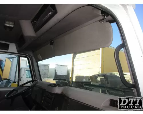 INTERNATIONAL 4700 Interior Sun Visor