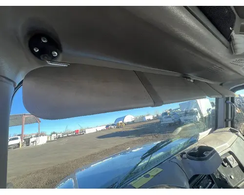 INTERNATIONAL 4700 Interior Sun Visor