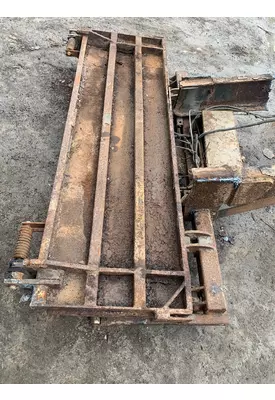 INTERNATIONAL 4700 Liftgate/Tailgates