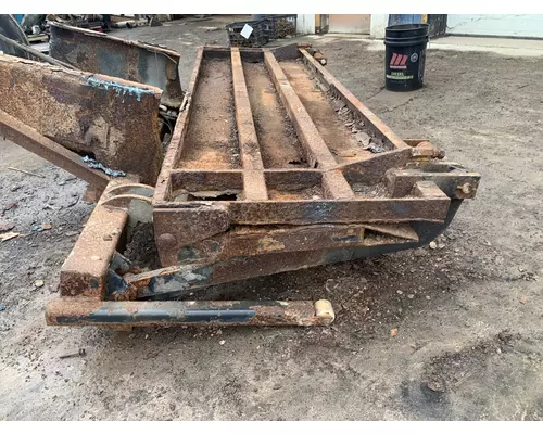 INTERNATIONAL 4700 LiftgateTailgates