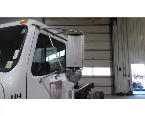 INTERNATIONAL 4700 MIRROR ASSEMBLY CABDOOR