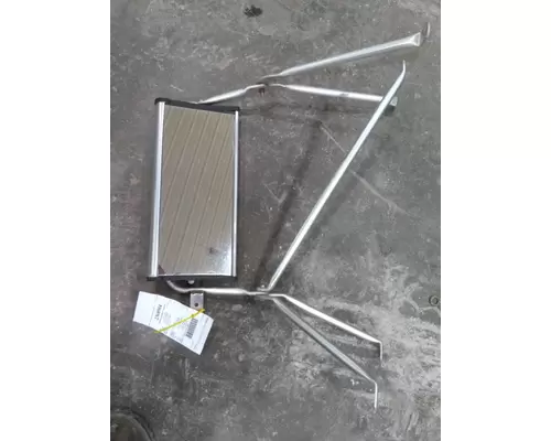 INTERNATIONAL 4700 MIRROR ASSEMBLY CABDOOR