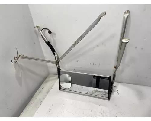 INTERNATIONAL 4700 Mirror (Side View)
