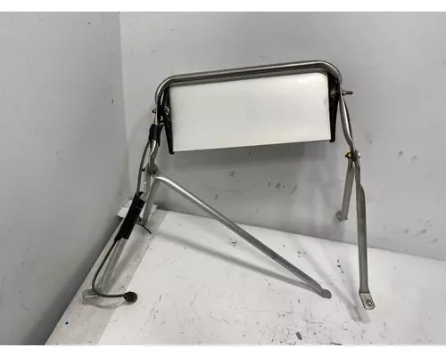 INTERNATIONAL 4700 Mirror (Side View)