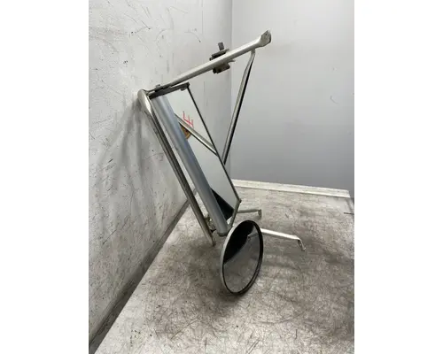 INTERNATIONAL 4700 Mirror (Side View)