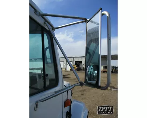 INTERNATIONAL 4700 Mirror (Side View)