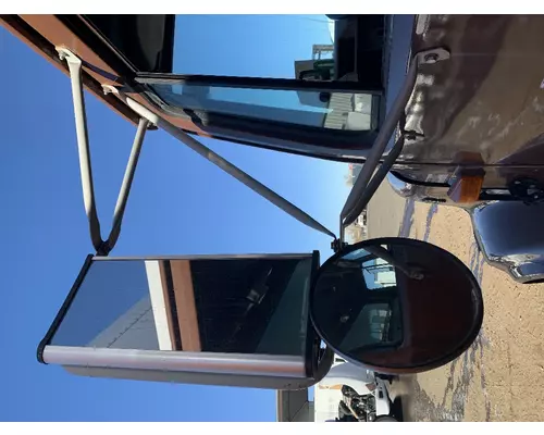 INTERNATIONAL 4700 Mirror (Side View)