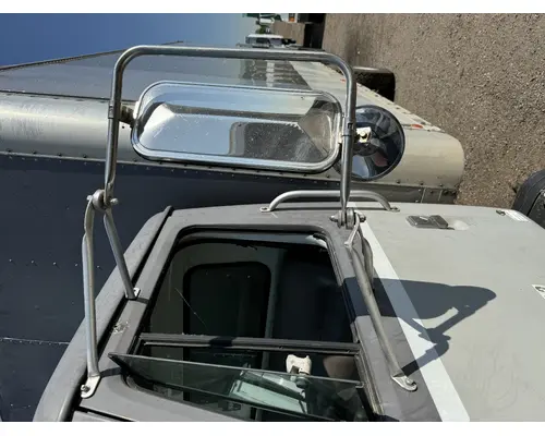 INTERNATIONAL 4700 Mirror (Side View)