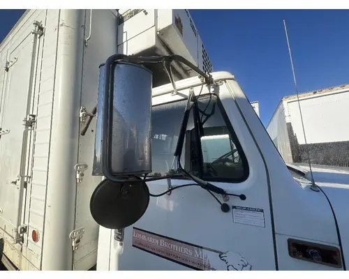 INTERNATIONAL 4700 Mirror (Side View)