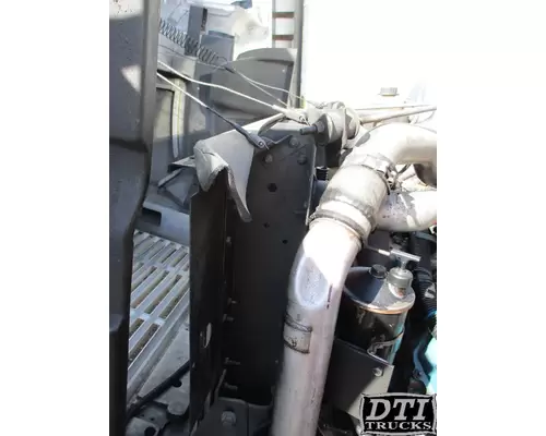 INTERNATIONAL 4700 Radiator Shroud