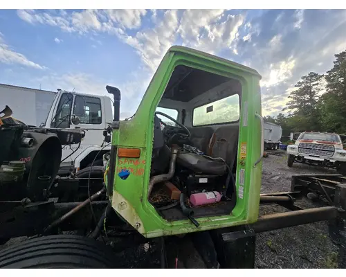 INTERNATIONAL 4700 Radiator