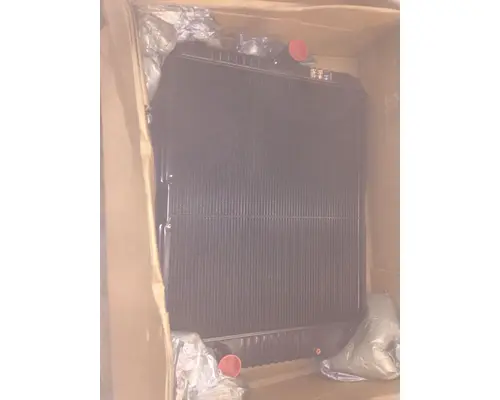 INTERNATIONAL 4700 Radiator