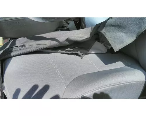 INTERNATIONAL 4700 SEAT, FRONT