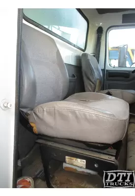 INTERNATIONAL 4700 Seat, Front