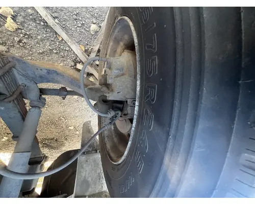 INTERNATIONAL 4700 Spindle  Knuckle, Front