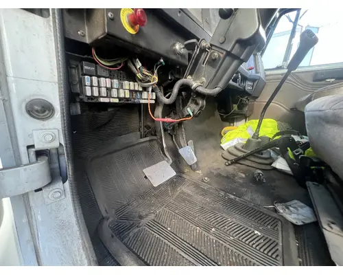 INTERNATIONAL 4700 Steering Column