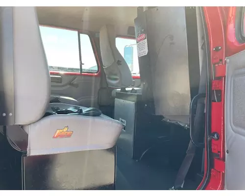 INTERNATIONAL 4700 Vehicle For Sale