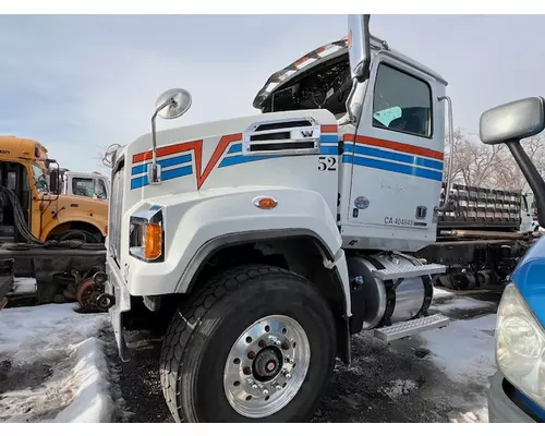 INTERNATIONAL 4700 Vehicle For Sale