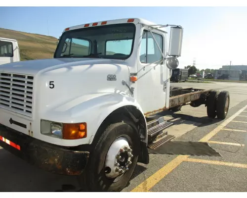 INTERNATIONAL 4700 WHOLE TRUCK FOR PARTS