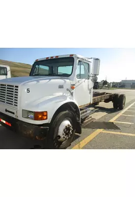 INTERNATIONAL 4700 WHOLE TRUCK FOR PARTS