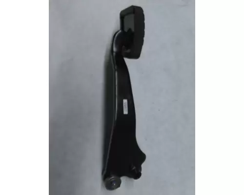INTERNATIONAL 4800 Accelerator Parts